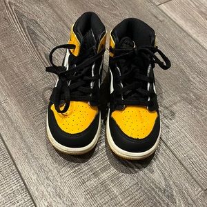 9c Yellow Toe Jordan 1's